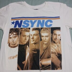 NSYNC T-Shirt White Women's Sz M Graphic Y2K Retro Band Music Timberlake Classic
